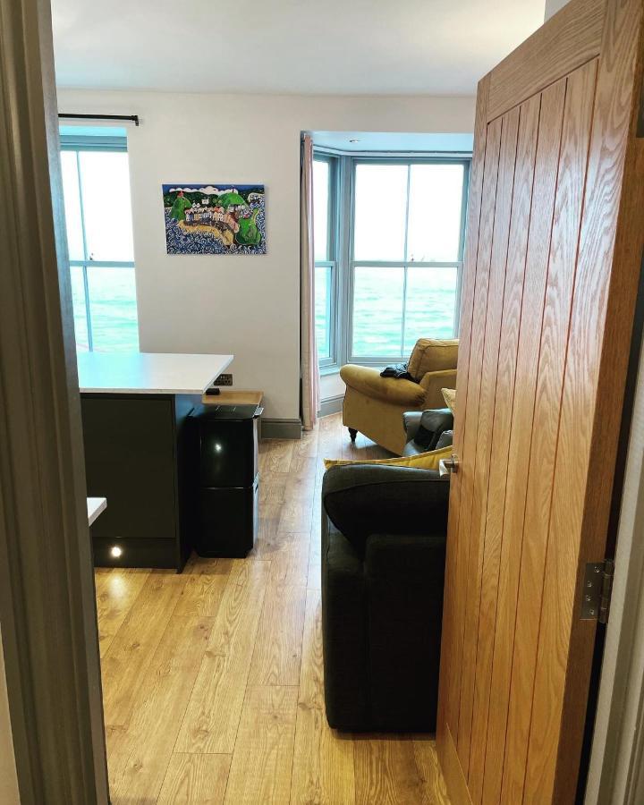 Sea View Apartment - Sleeps 2 Aberystwyth Exterior photo