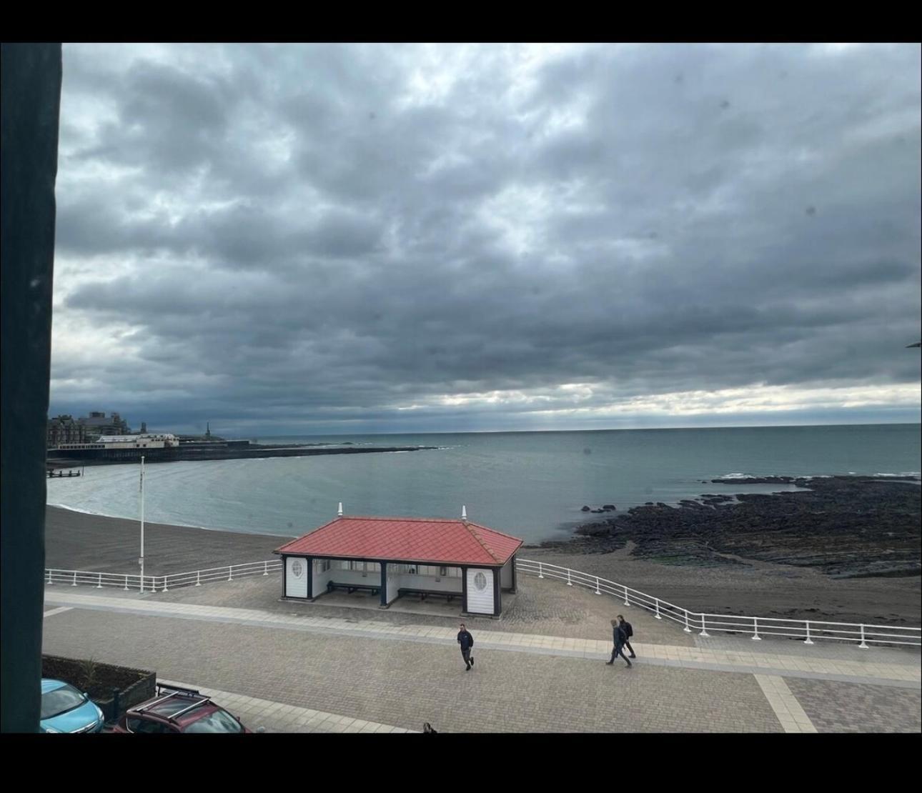 Sea View Apartment - Sleeps 2 Aberystwyth Exterior photo